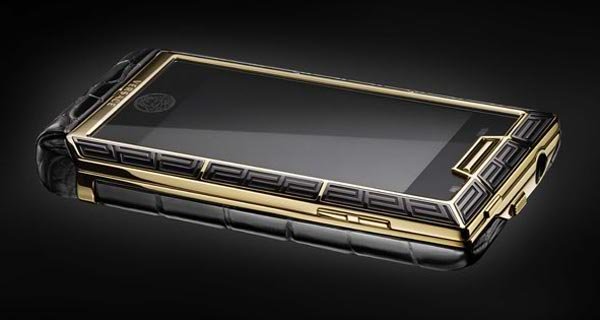 1292234064_versace-luxury-phone-1